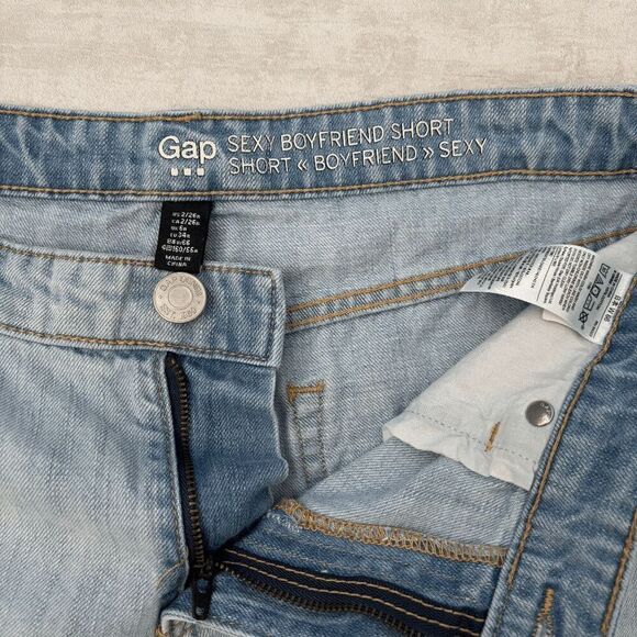 Gap Sexy Boyfriend Short Denim Ripped Light Wash Button Fly Pockets Mid-rise 2 - Picture 5 of 7